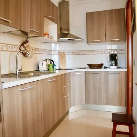 Atlantico Holiday * طوستا ديل سيلونثيو